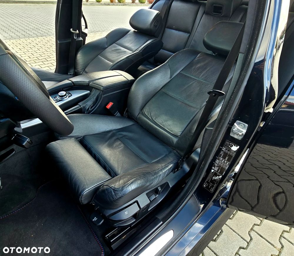 BMW Seria 5 - 33
