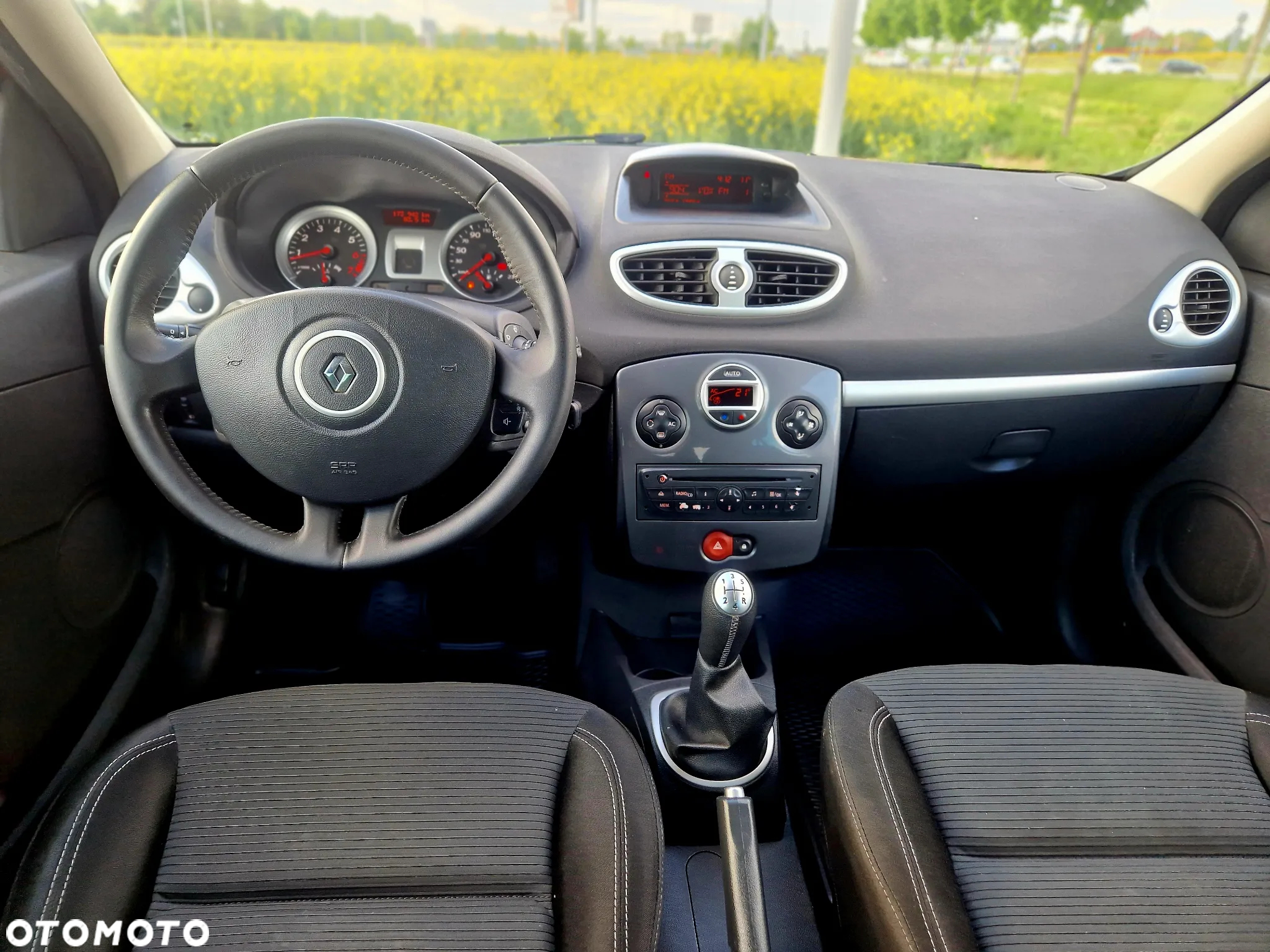 Renault Clio - 5