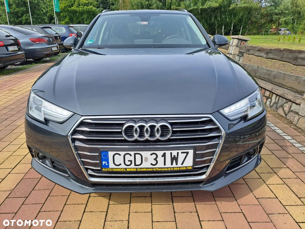 Audi A4 Avant 2.0 TDI - 10