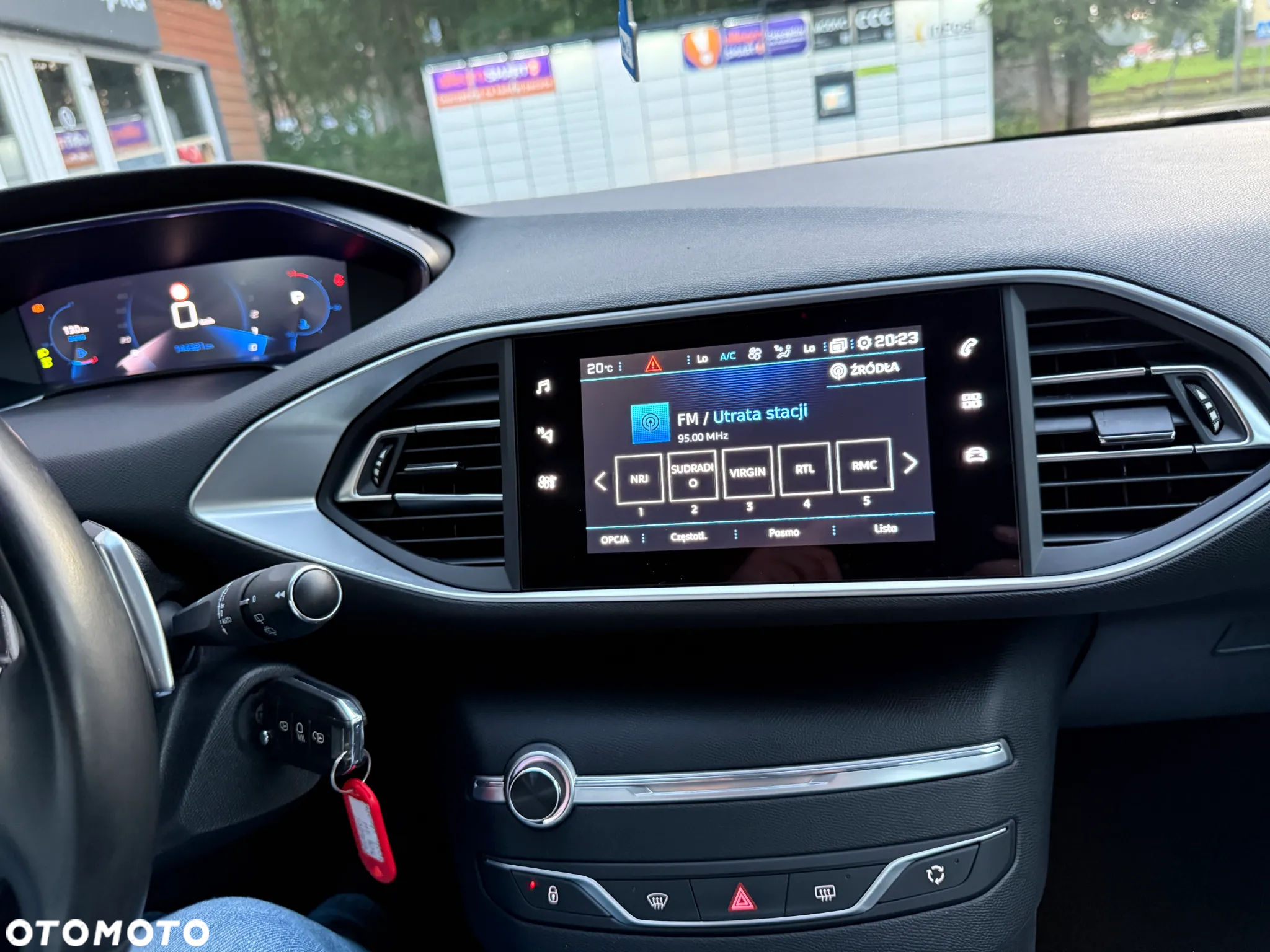Peugeot 308 1.5 BlueHDi Active Pack Business S&S EAT8 - 34
