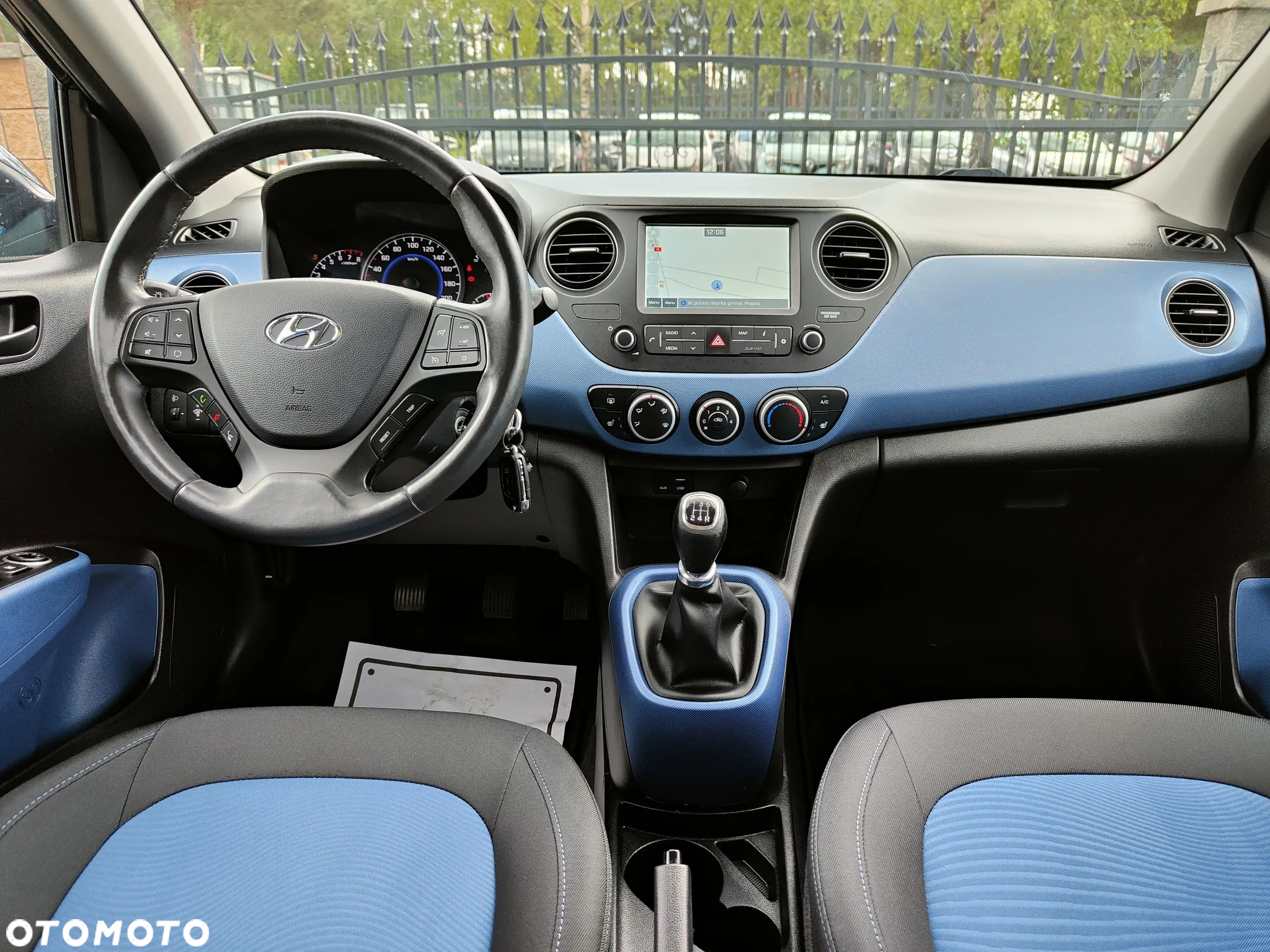 Hyundai i10 1.2 Premium - 18
