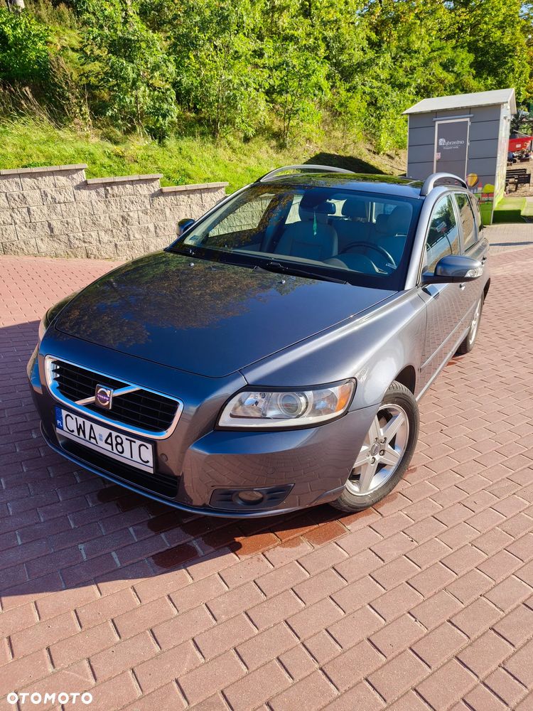 Volvo V50 2.0D DPF Momentum - 1