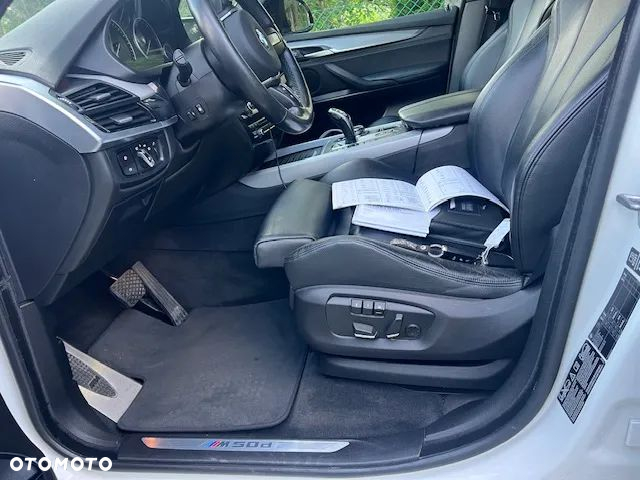 BMW X5 M M50d - 12