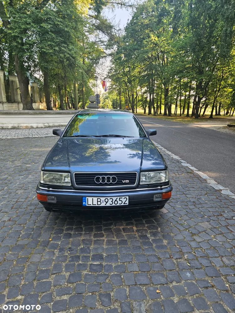 Audi V8 - 9