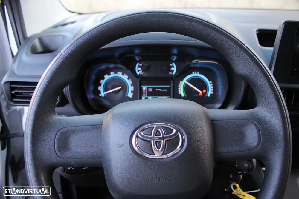 Toyota Proace Verso Electric 100KW GX 2L - 17