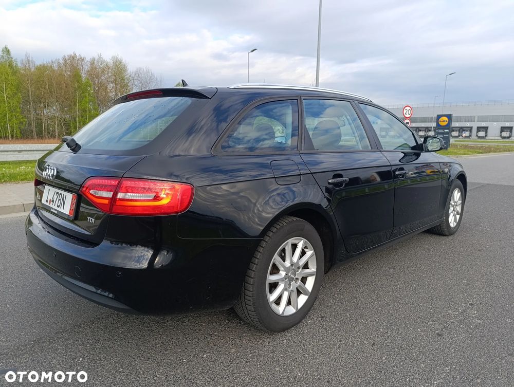 Audi A4 Avant 2.0 TDI DPF Attraction - 4