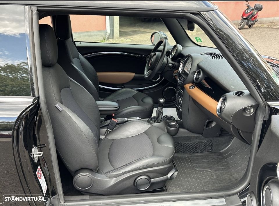 MINI Clubman Cooper D - 7