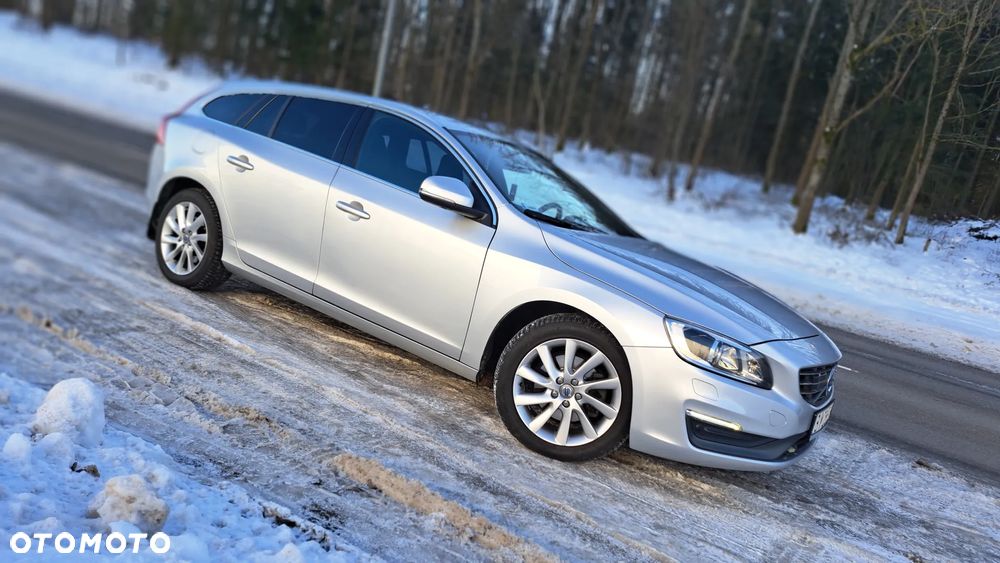 Volvo V60 D4 - 3