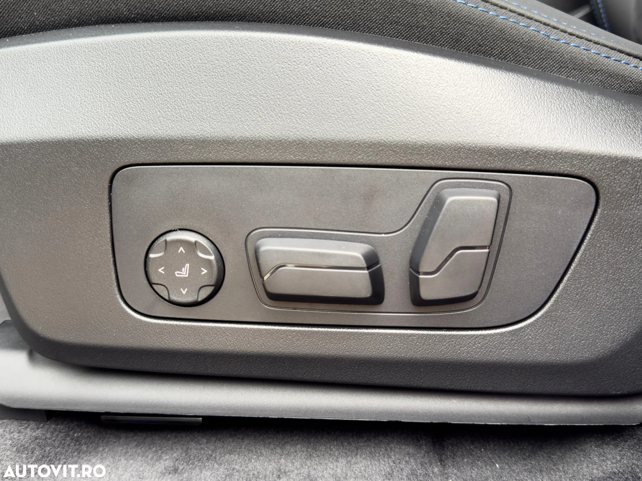 BMW iX1 xDrive30 - 16