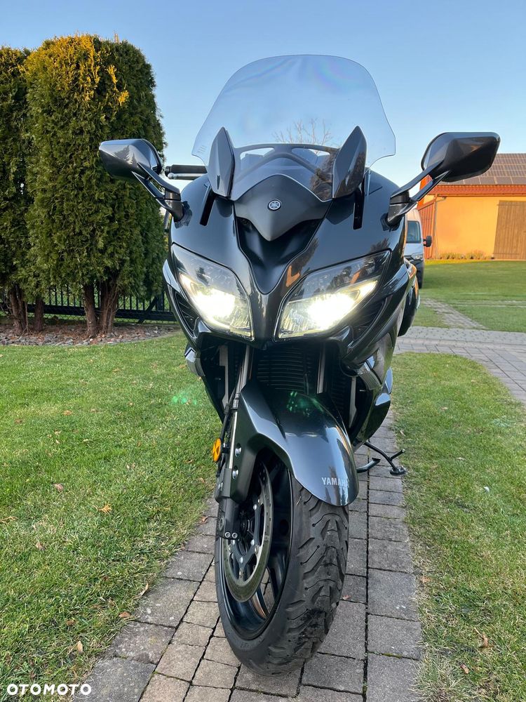 Yamaha FJR - 3