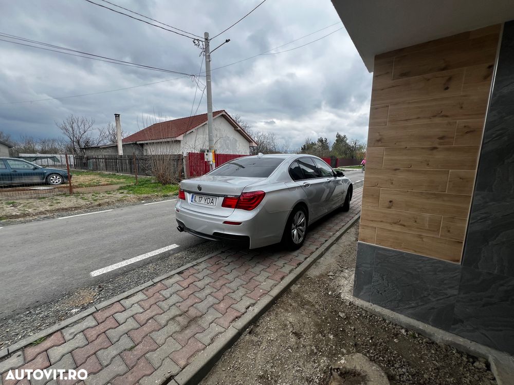 BMW Seria 7 730d Aut. - 24