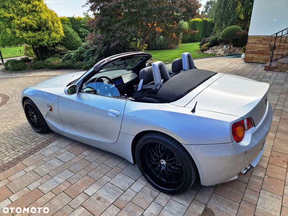 BMW Z4 2.5i - 4