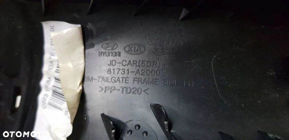 OSŁONA LISTWA KLAPY BAGAŻNIKA KIA CEED II HB - 4