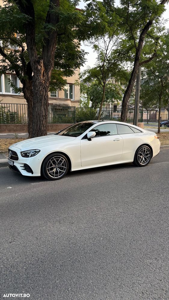 Mercedes-Benz E 220 d Aut. - 1