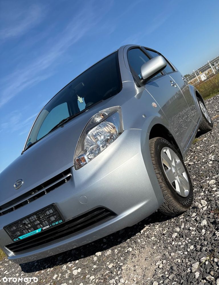 Daihatsu Sirion - 25