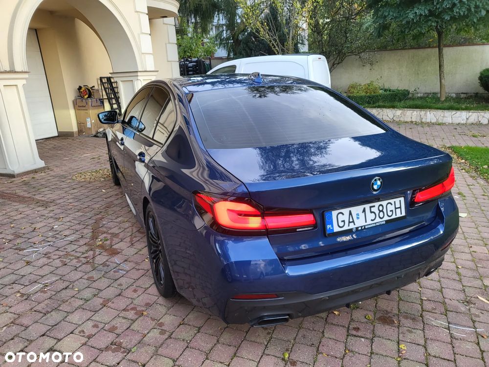 BMW Seria 5 520d xDrive MHEV Sport - 9