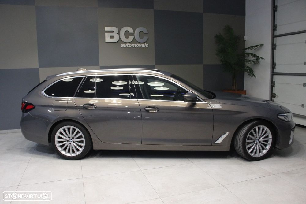 BMW 540 d xDrive Line Luxury Auto - 2