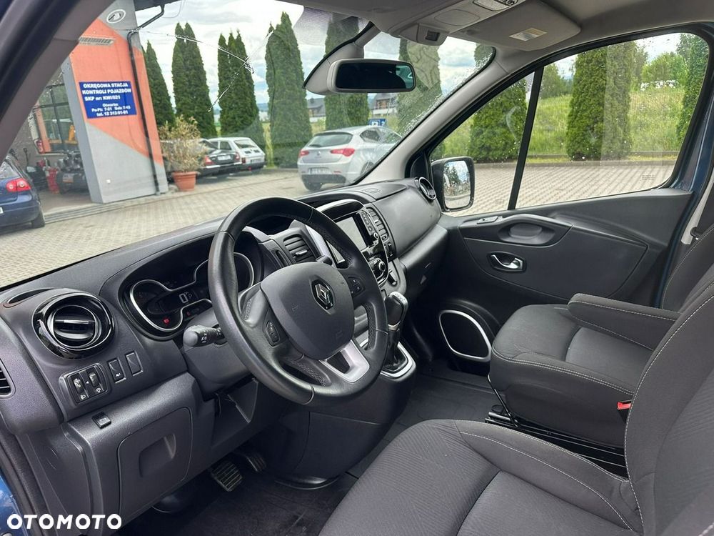 Renault Trafic - 19