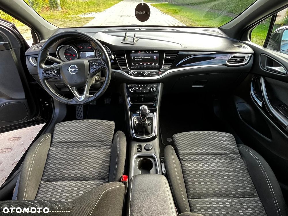 Opel Astra 1.6 D (CDTI) Start/Stop Dynamic - 6