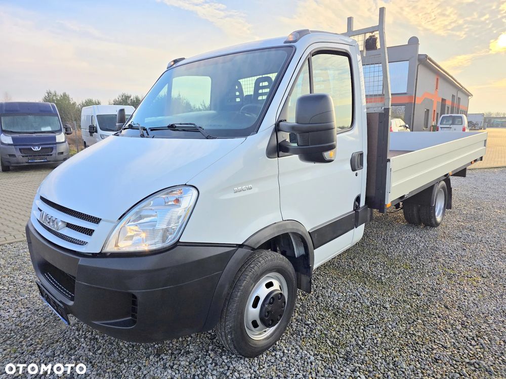 Iveco 35C18 3,0 HPI 180 KONNA SKRZYNIA 4,2M KLIMA WEBASTO 75T/KM PRZEBIEGU GWARANCJA IDEALNE BLIŻNIAKI DO 3,5T - 1