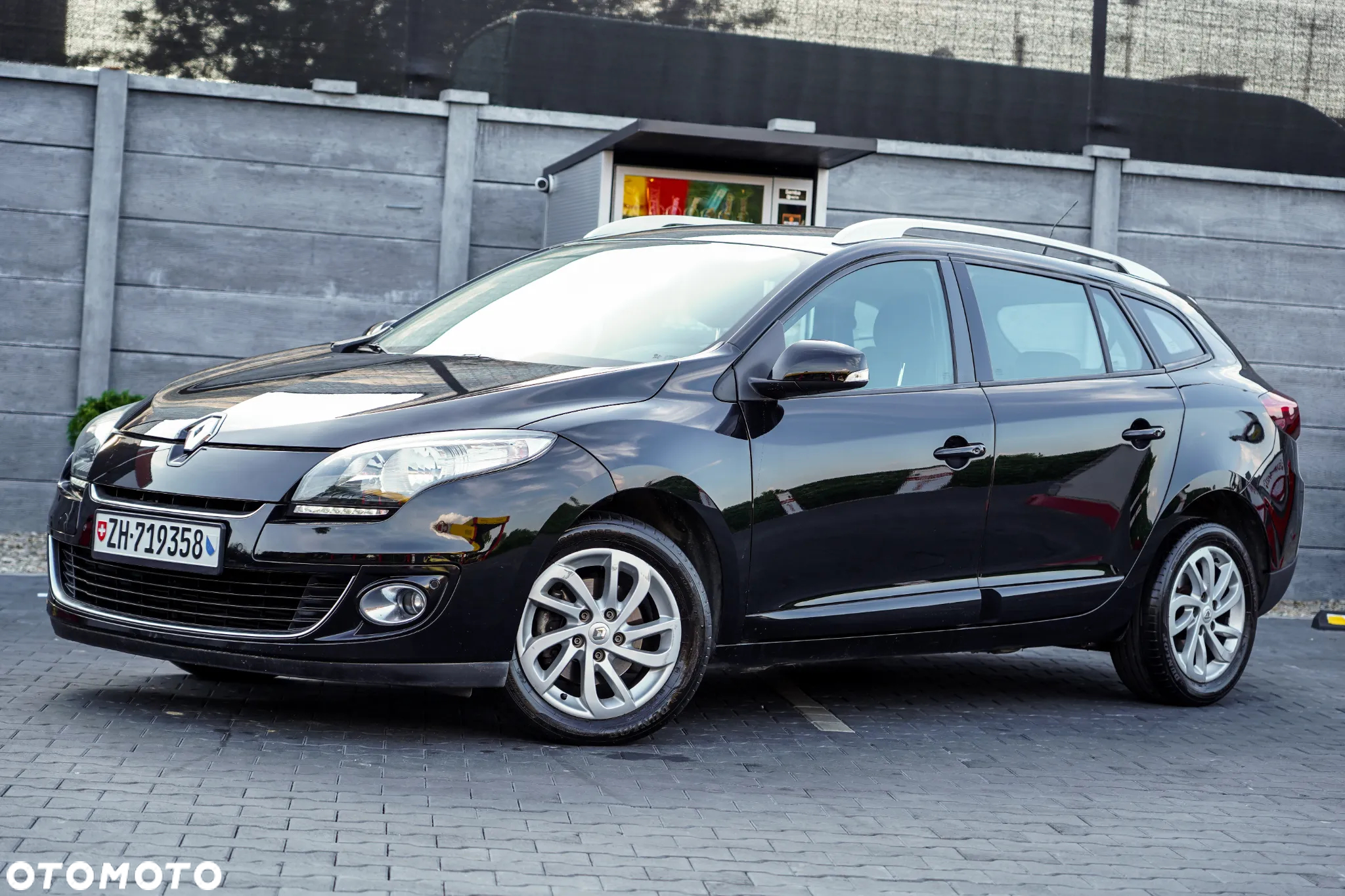 Renault Megane 1.2 16V TCe Energy Life - 4