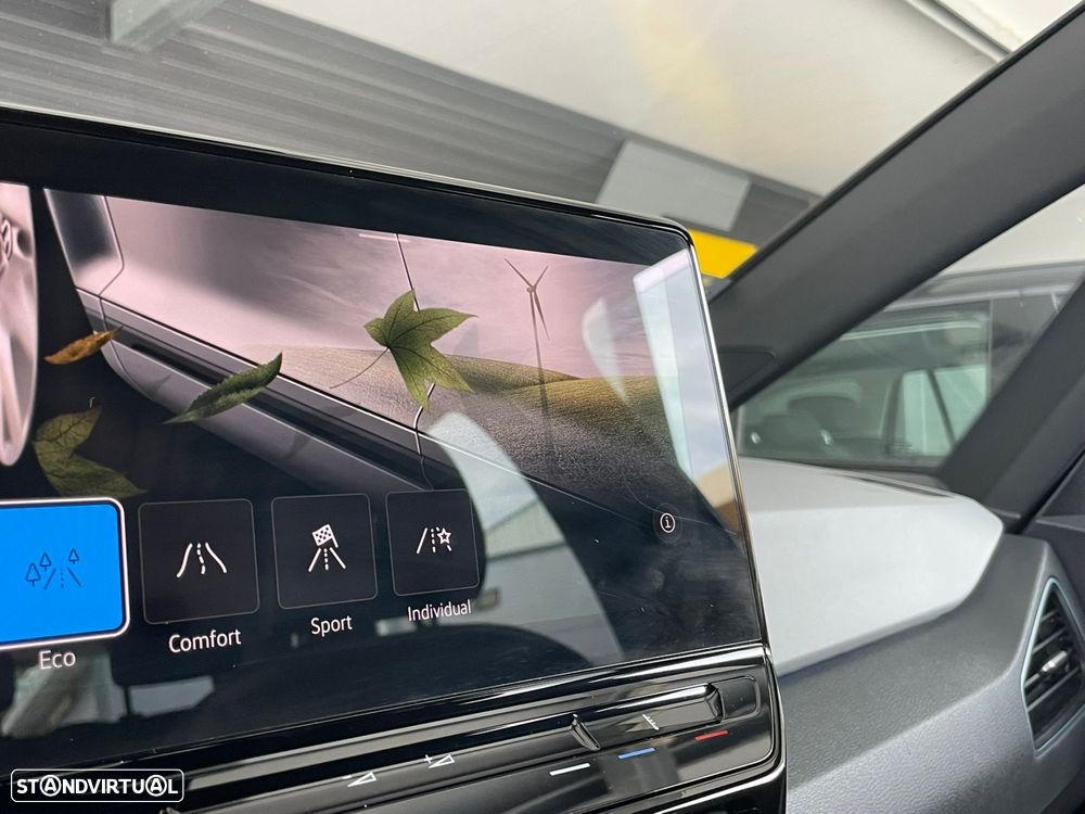 VW ID.3 Pro Performance Business - 27