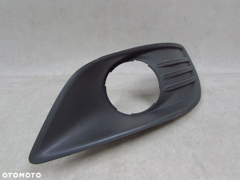 FORD FOCUS MK2 04-11 ATRAPA KRATKA ZDERZAKA PRAWA 8M51-19952-AE - 1