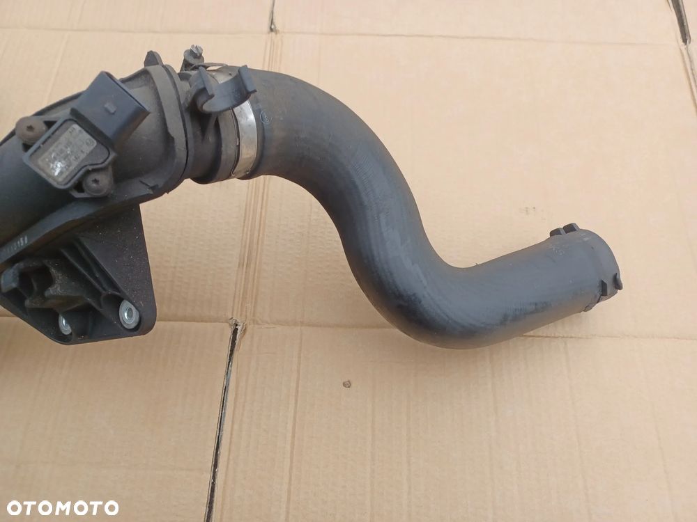 RURA INTERCOOLERA A4 B8 2.0 TDI 8K0145673AK - 3