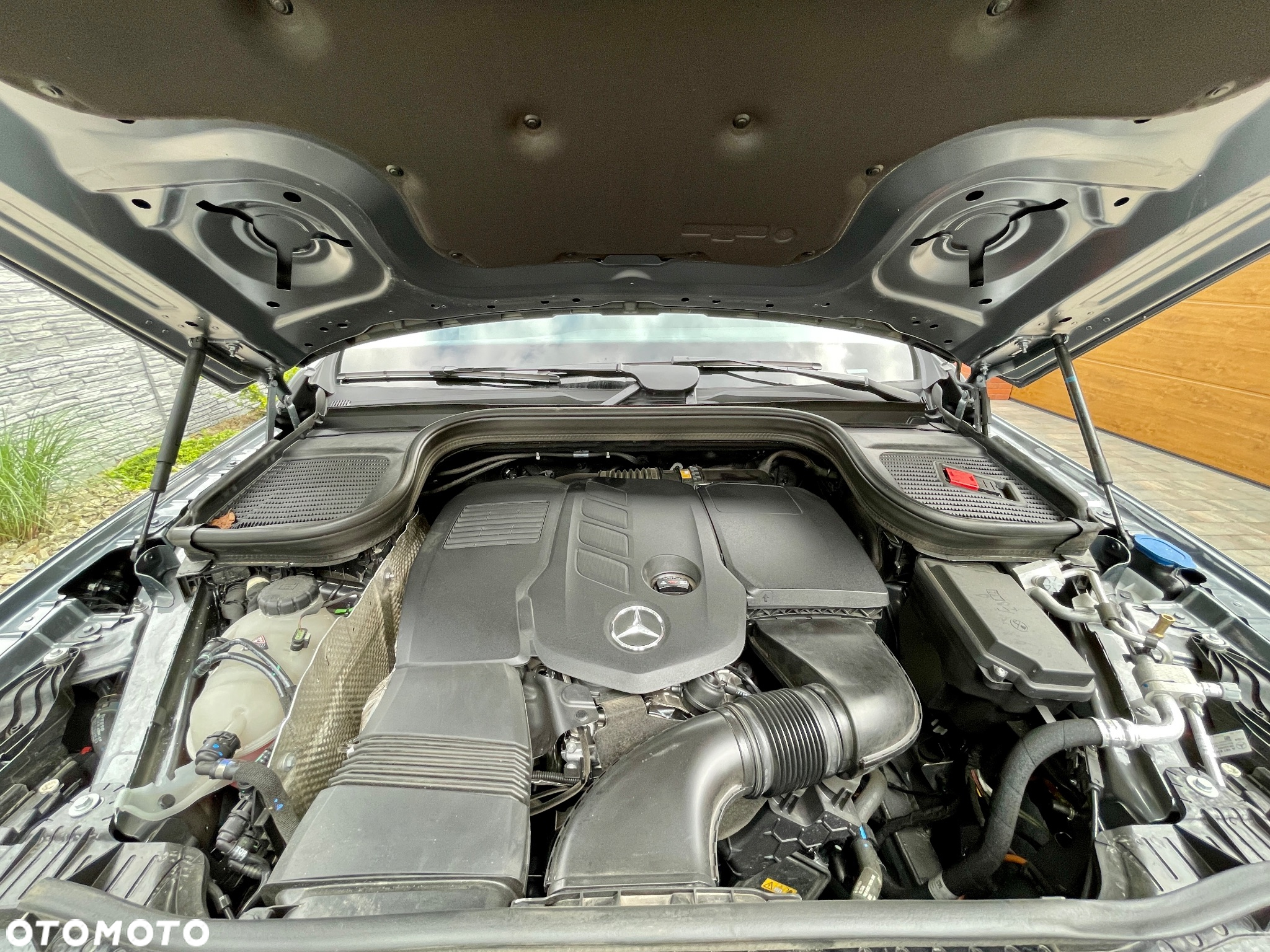 Mercedes-Benz GLE 300 d 4-Matic - 24