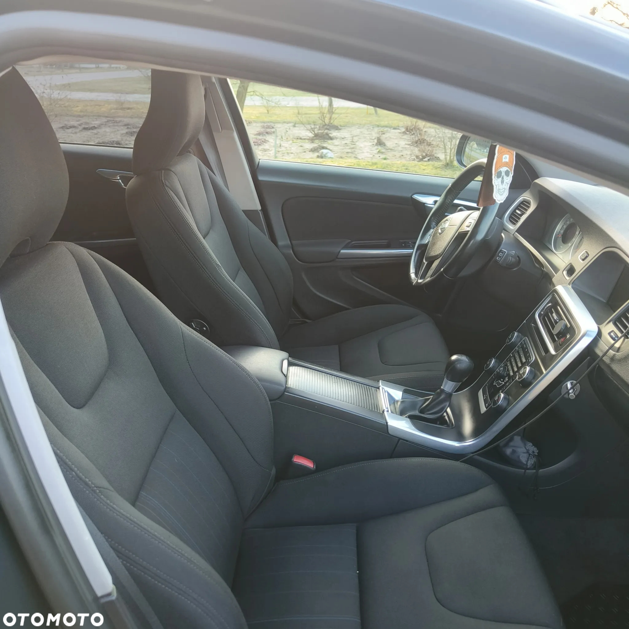Volvo V60 D2 - 11