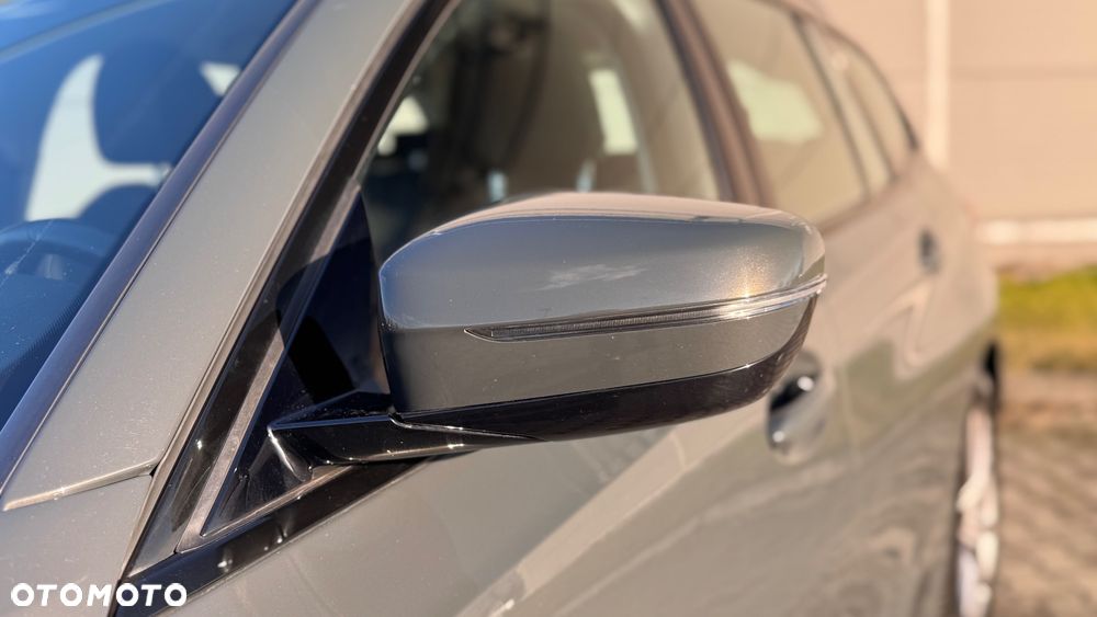 BMW Seria 3 318d Sport Line Shadow - 6