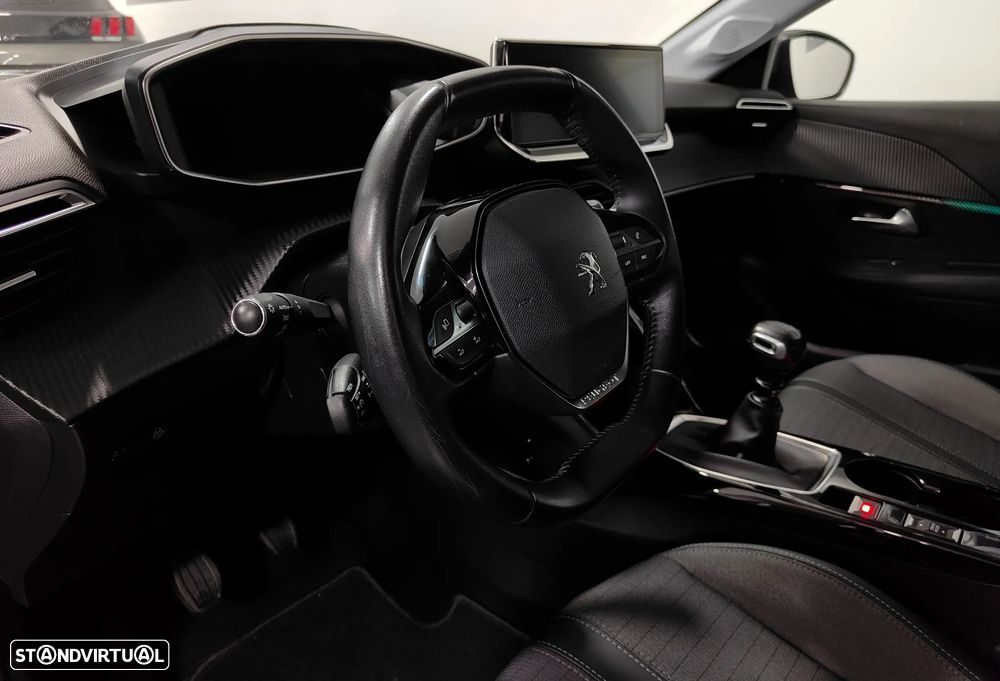 Peugeot 208 1.2 PureTech Allure Pack - 45