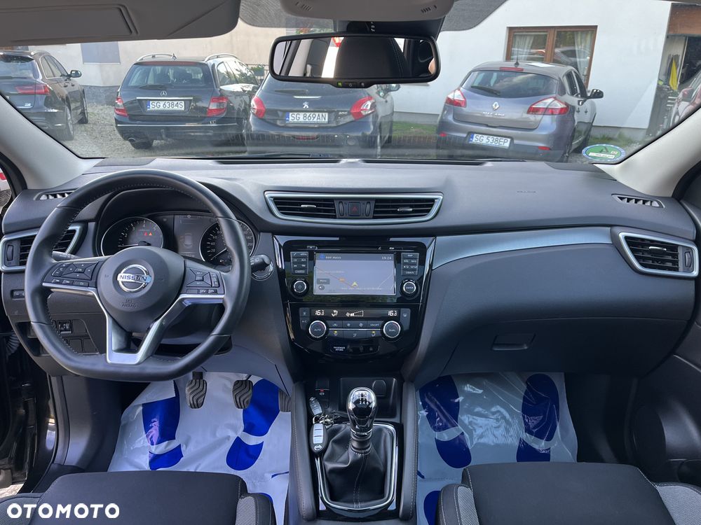 Nissan Qashqai 1.6 DIG-T N-Connecta - 15