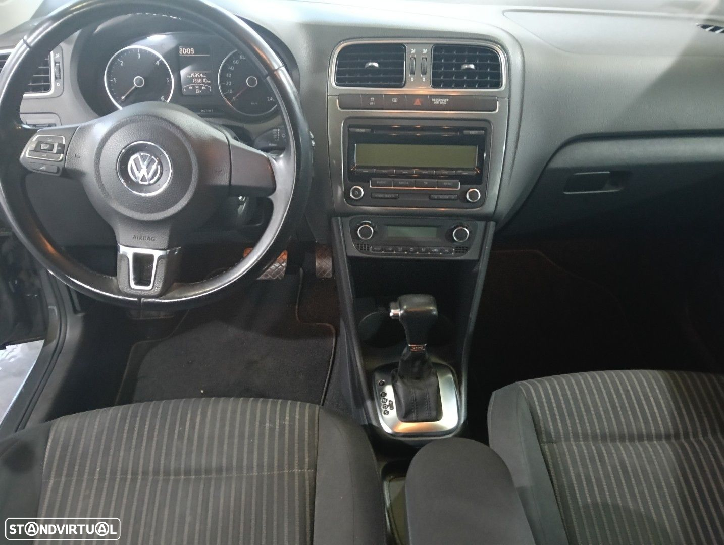 VW Polo 1.6 TDI Hightine DSG - 18