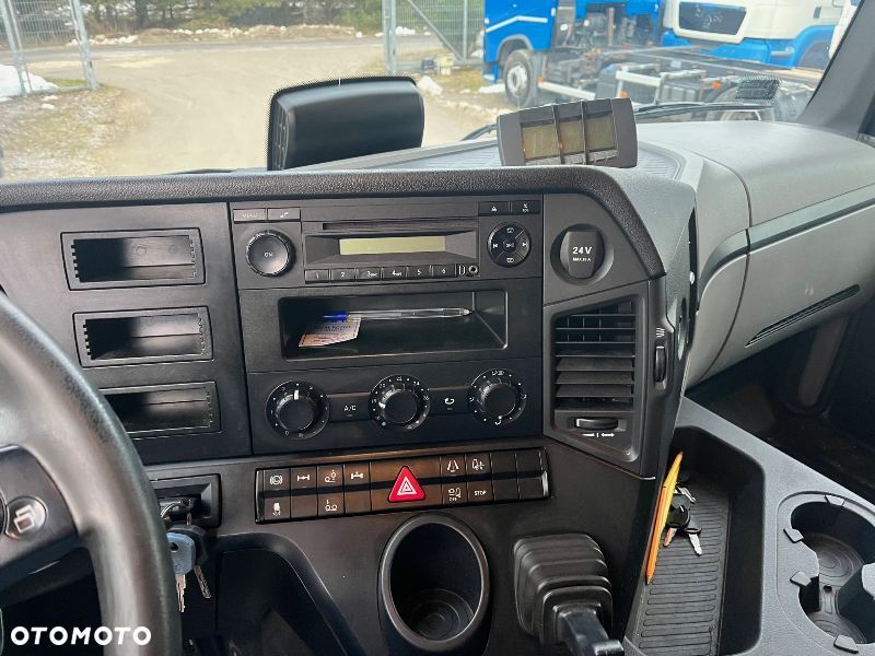 Mercedes-Benz ANTOS 2533 - 8