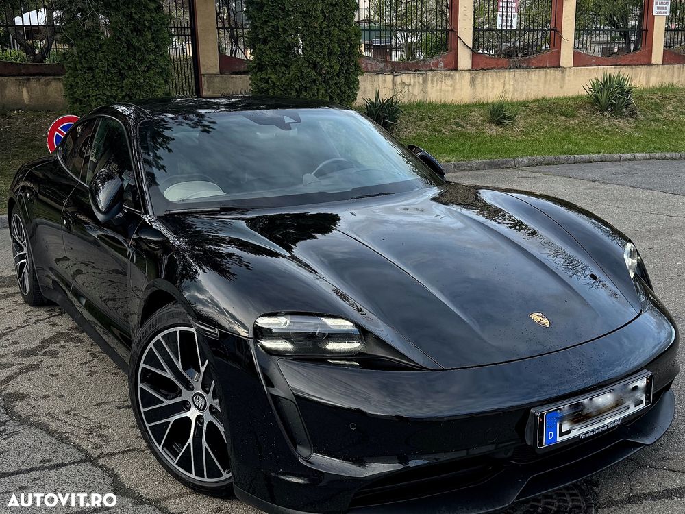 Porsche Taycan - 2