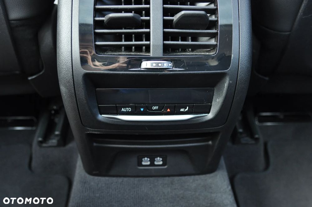 BMW X3 xDrive20i sport - 18