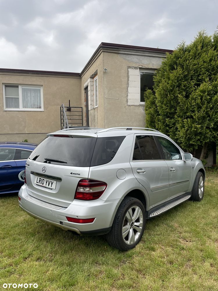 Mercedes-Benz ML - 6