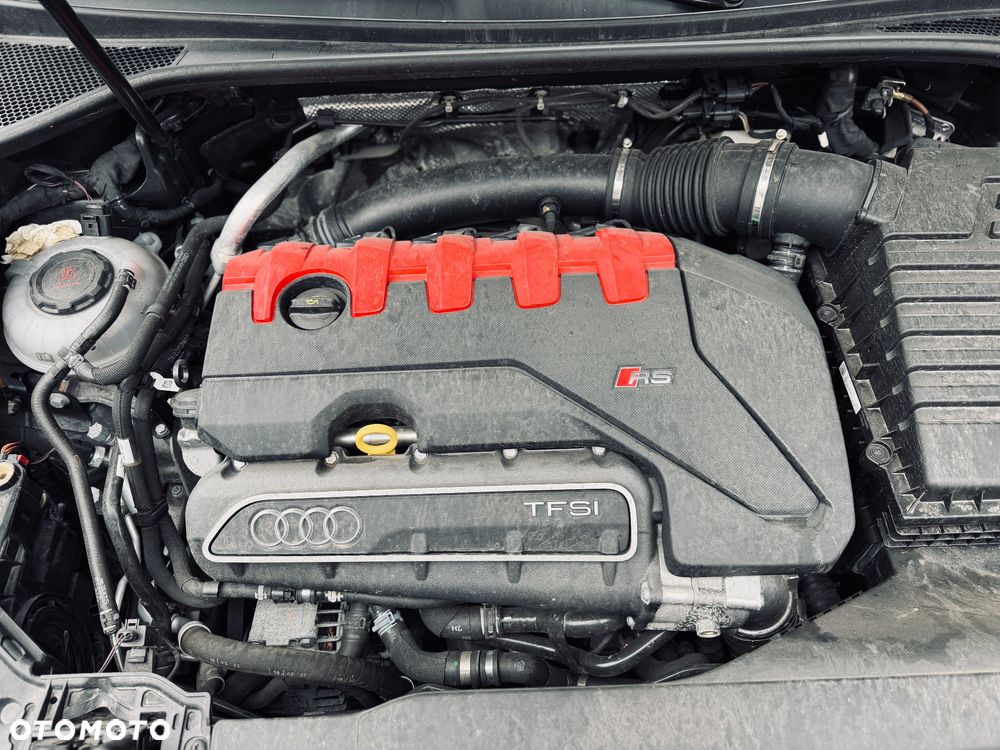 Audi RS Q3 Sportback - 18