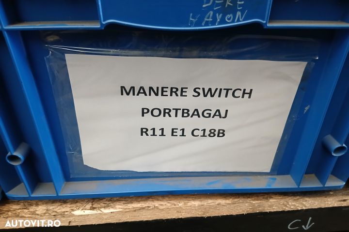 Sigla capota portbagaj 1J5827469F 1J5827469F Volkswagen VW Golf 4 [19 - 4