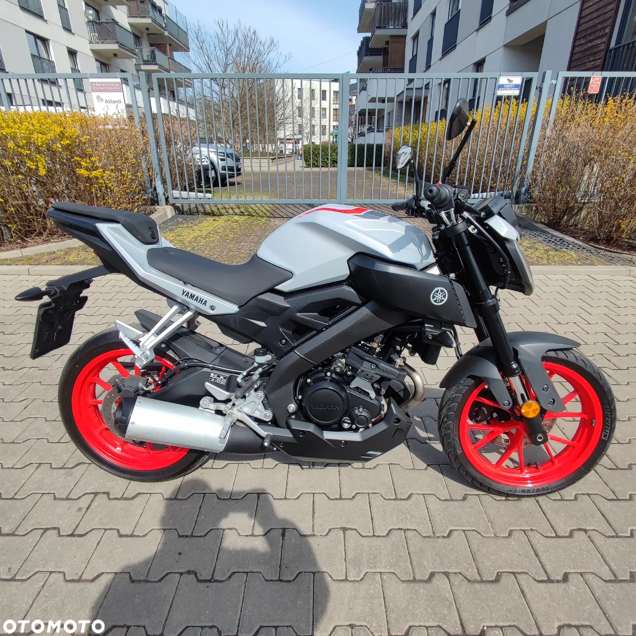 Yamaha MT - 1