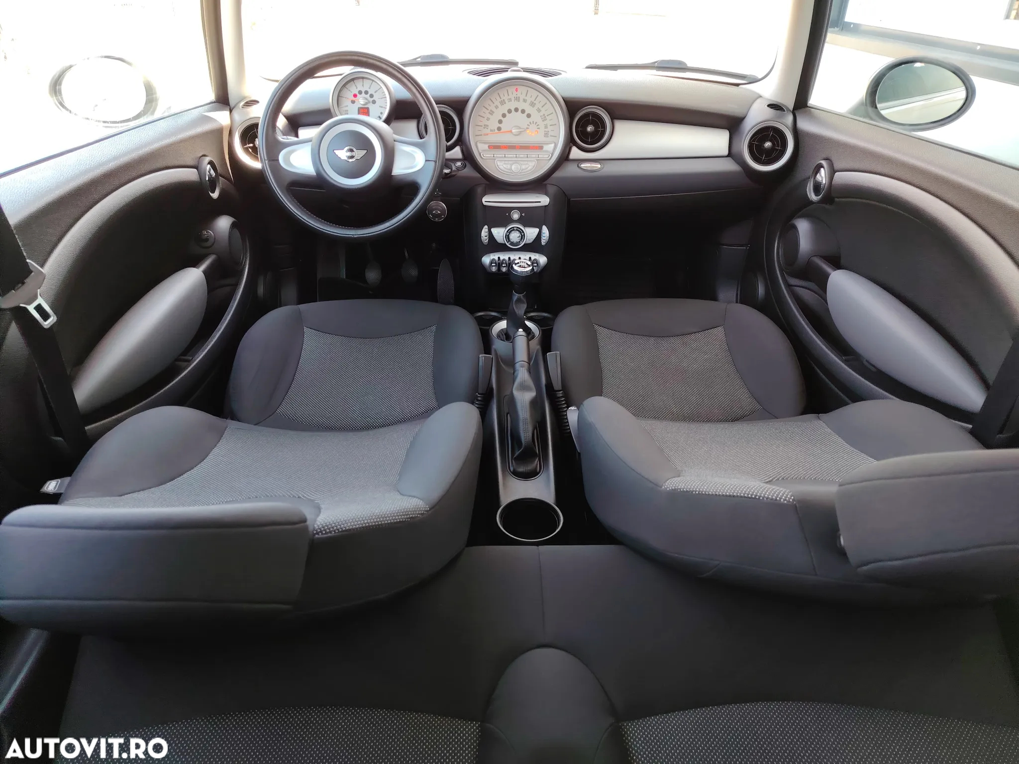 Mini ONE Standard - 12