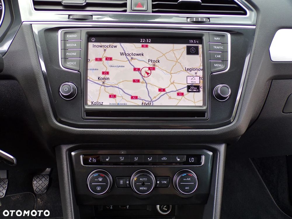 Volkswagen Tiguan 2.0 TDI SCR (BlueMotion Technology) Comfortline - 23