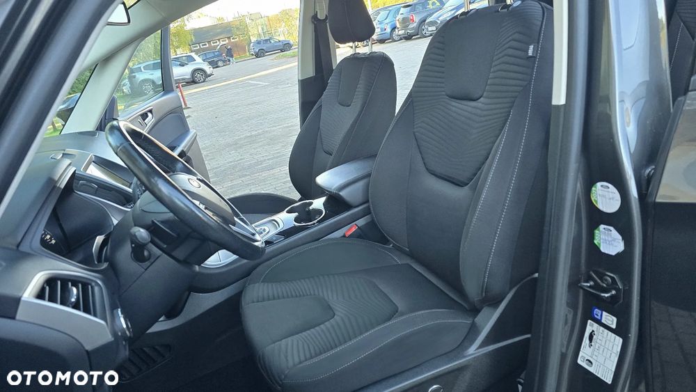 Ford S-Max 2.0 EcoBlue Titanium - 21