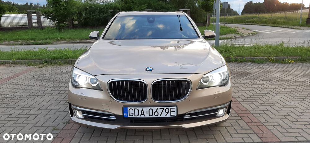 BMW Seria 7 750d xDrive - 3