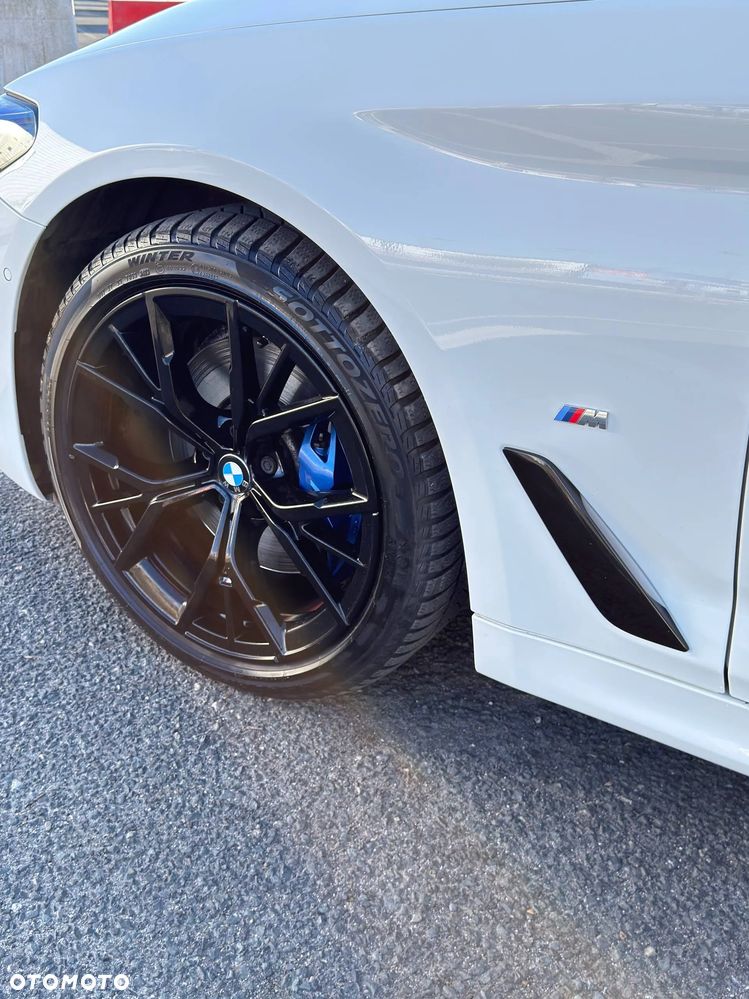 BMW Seria 5 520d xDrive M Sport sport - 12