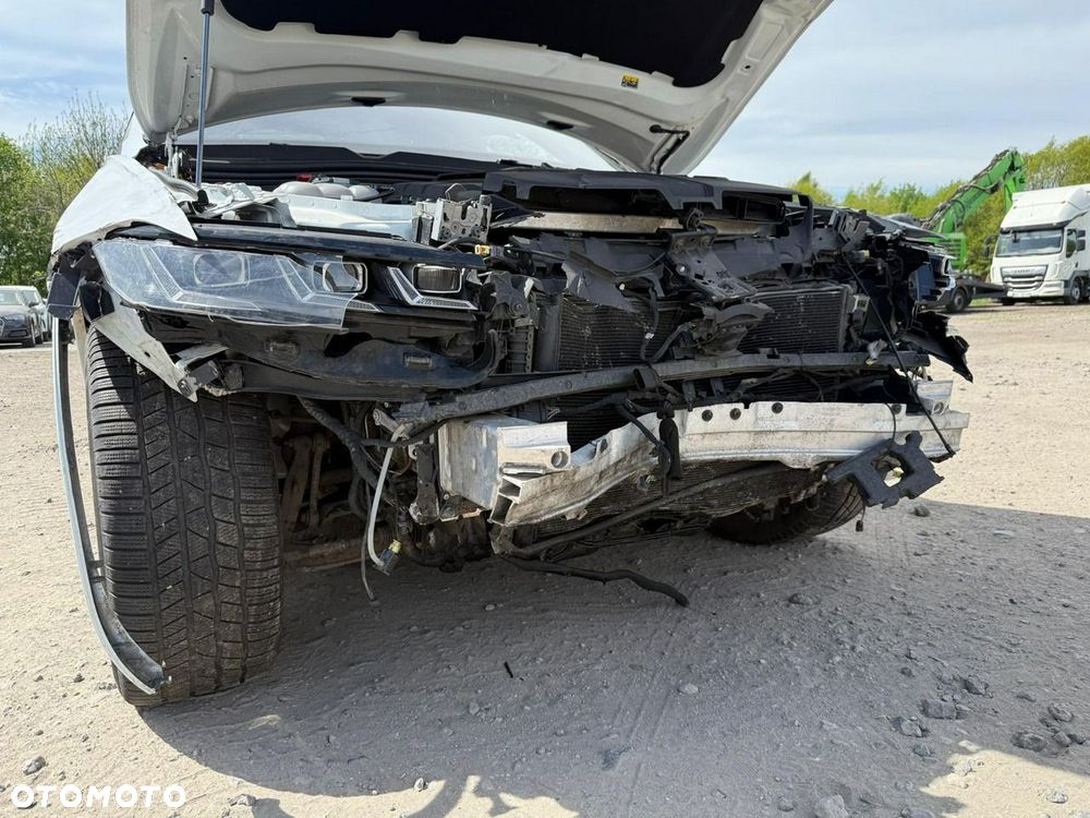 Volkswagen Touareg 3.0 V6 TDI SCR 4Motion Automatik R-Line - 10