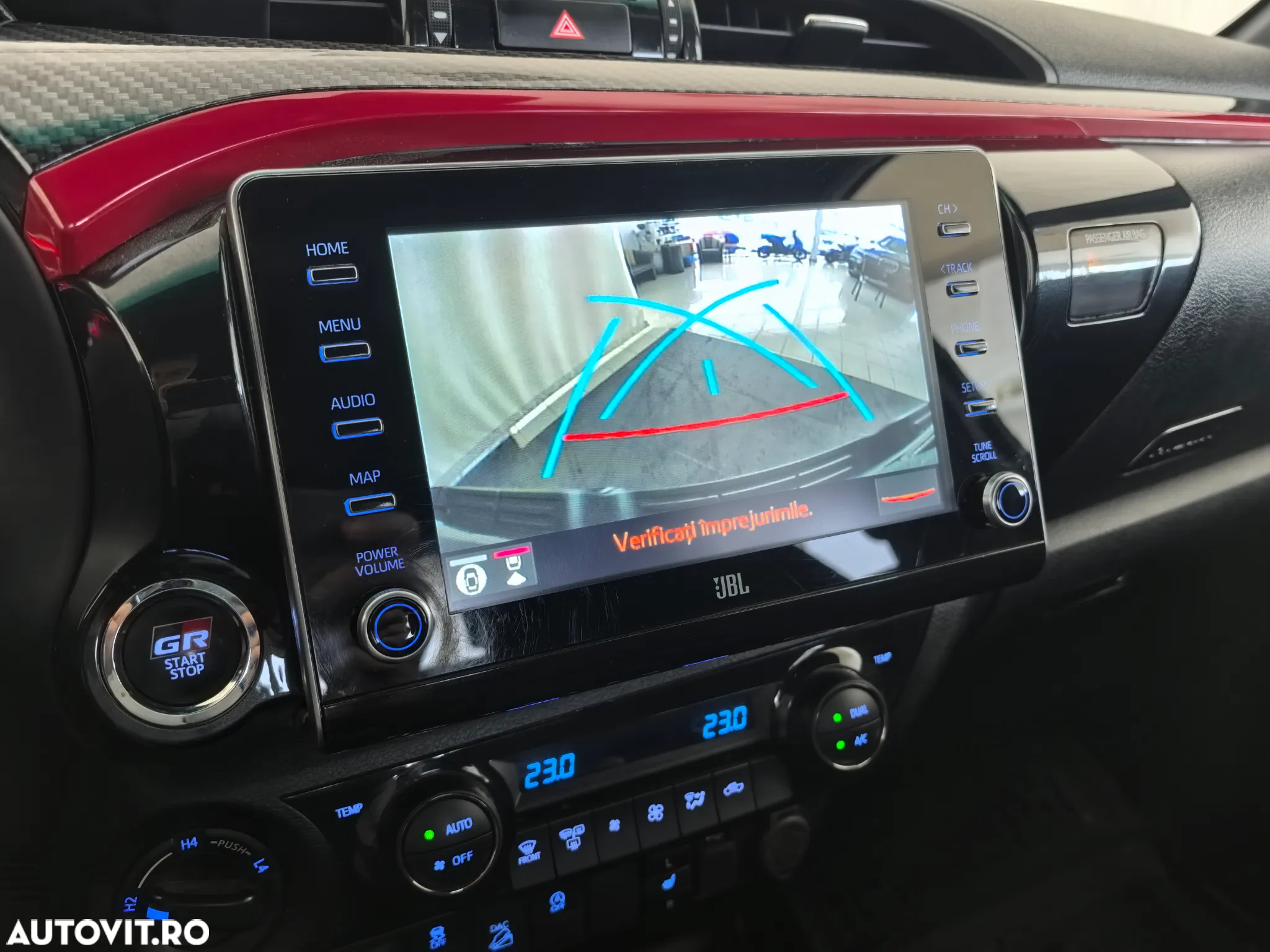 Toyota Hilux 2.8D 204CP 4x4 Double Cab AT GR Sport - 20