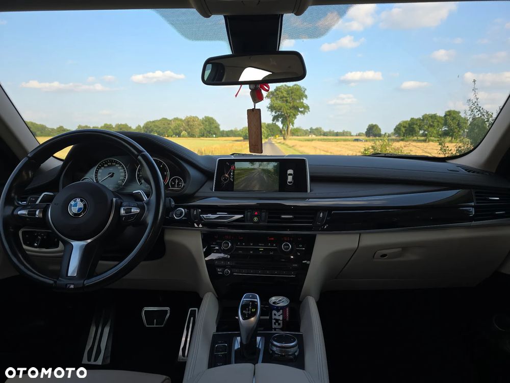 BMW X6 xDrive40d - 13