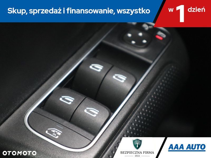 Mercedes-Benz GLB - 18